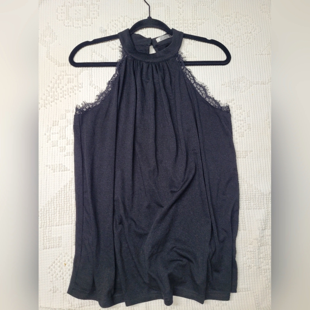 Dorose Lacey Black SleevelessTop, Size Medium, M, Keyhole Back